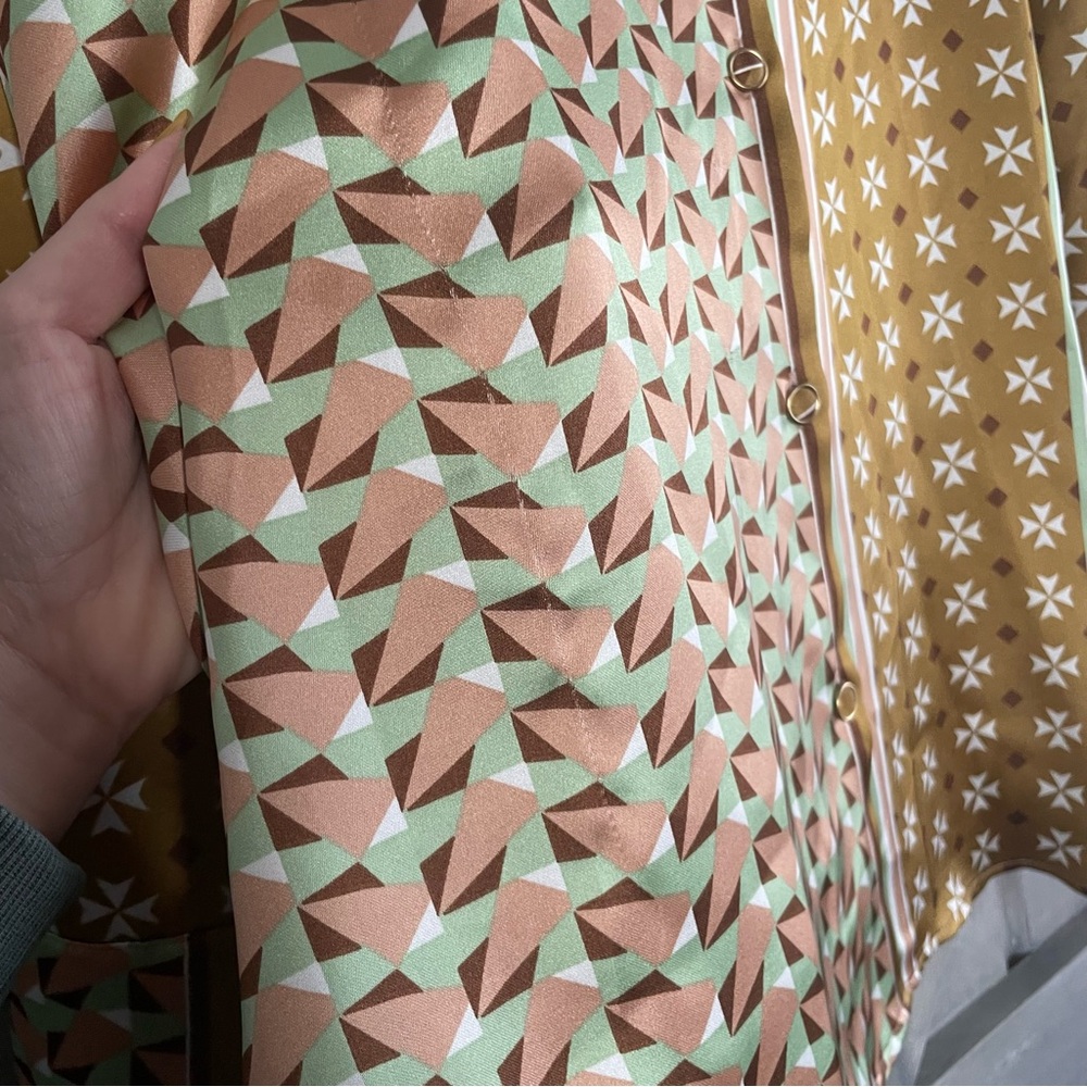 House of Harlow 1960 Art‎ Decor Silky Satin Button Up Size XL Brown green Pink - Picture 4 of 11